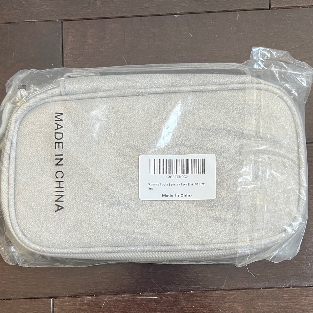 Gray Cable Organizer and Electronic Carrying Case - Portable Storage Pouch